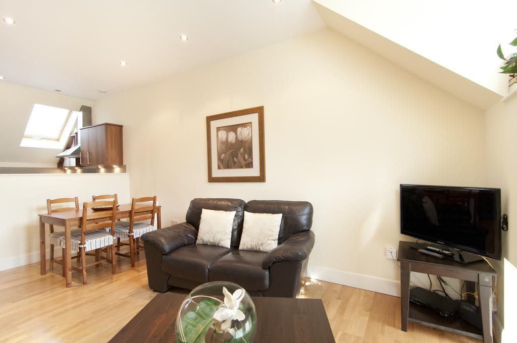 Edinburgh Church Apartments Стая снимка